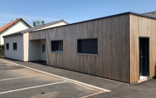 Bâtiment avec murs en ossature bois par le fabricant Guillaumie Construction Bois