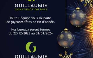 le fabricant de bâtiment en bois fait une pause